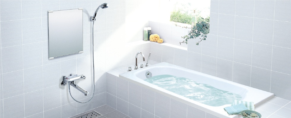 Phòng tắm cuốn hút với thiết bị vệ sinh inax